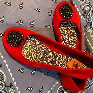 Rocket Dog Red Velvet with Brosch Flats